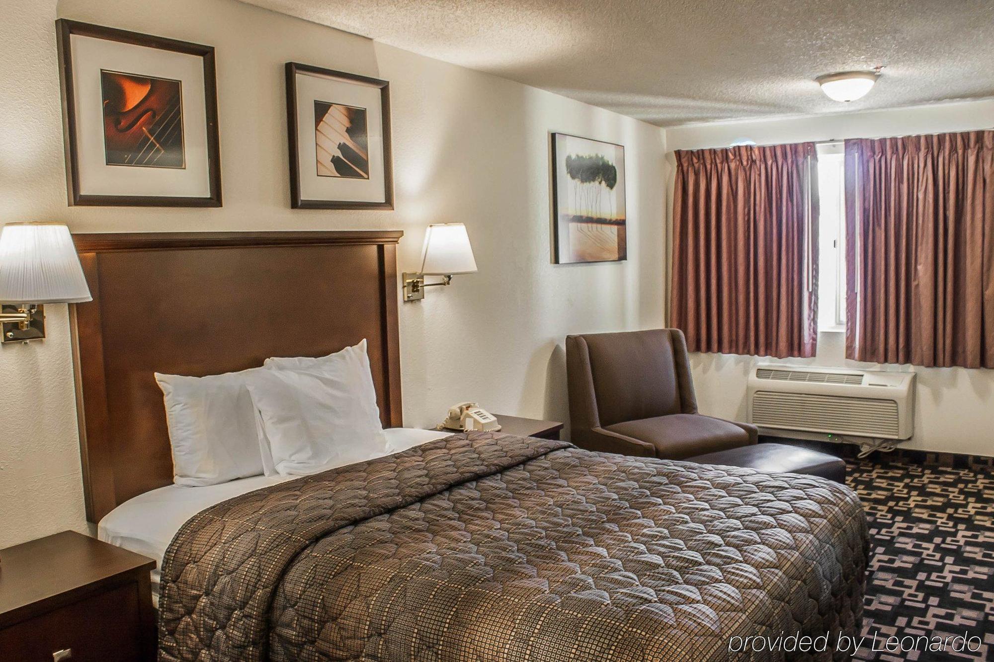 Morningglory Inn & Suites Белингам Екстериор снимка