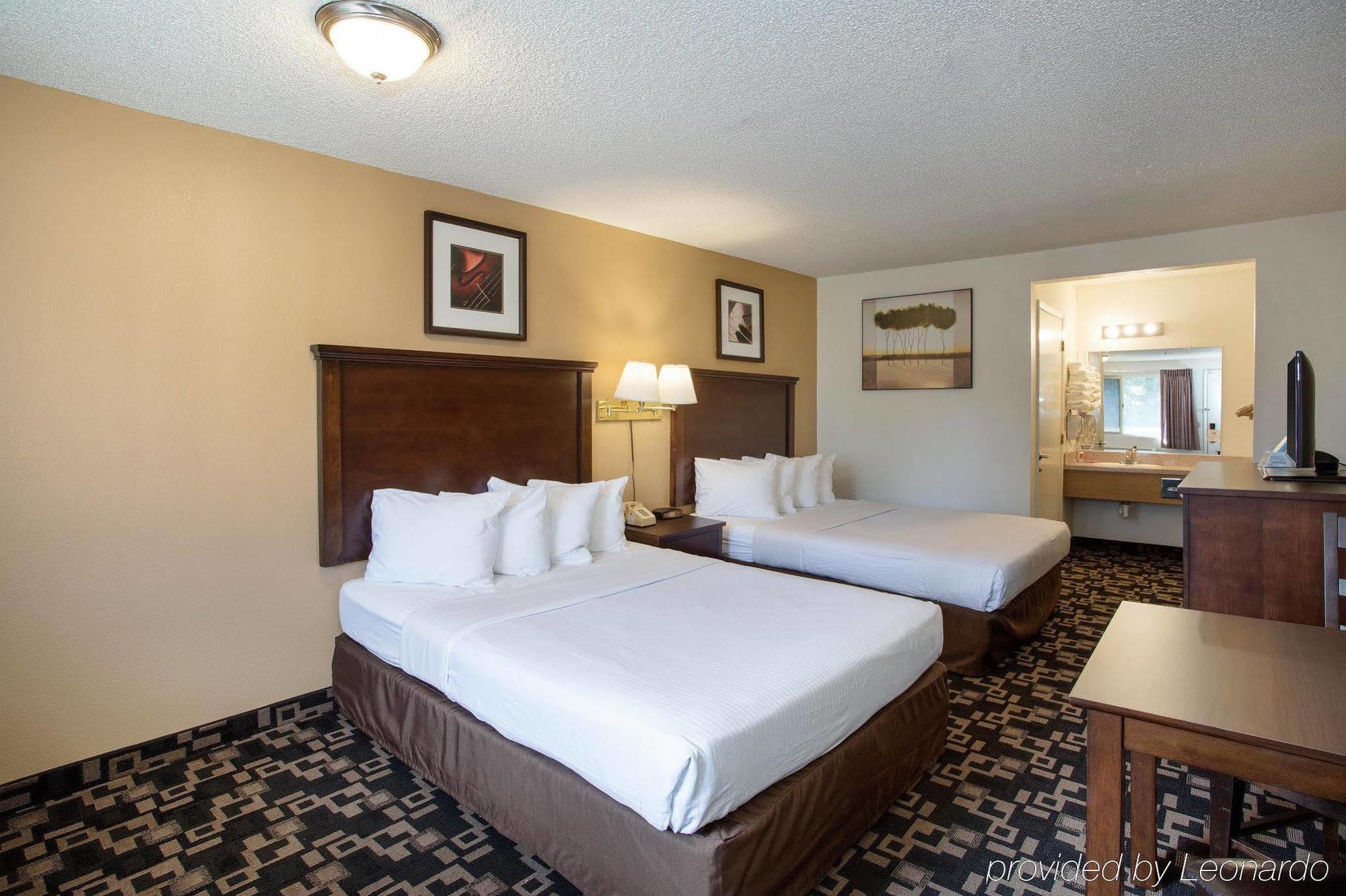 Morningglory Inn & Suites Белингам Екстериор снимка