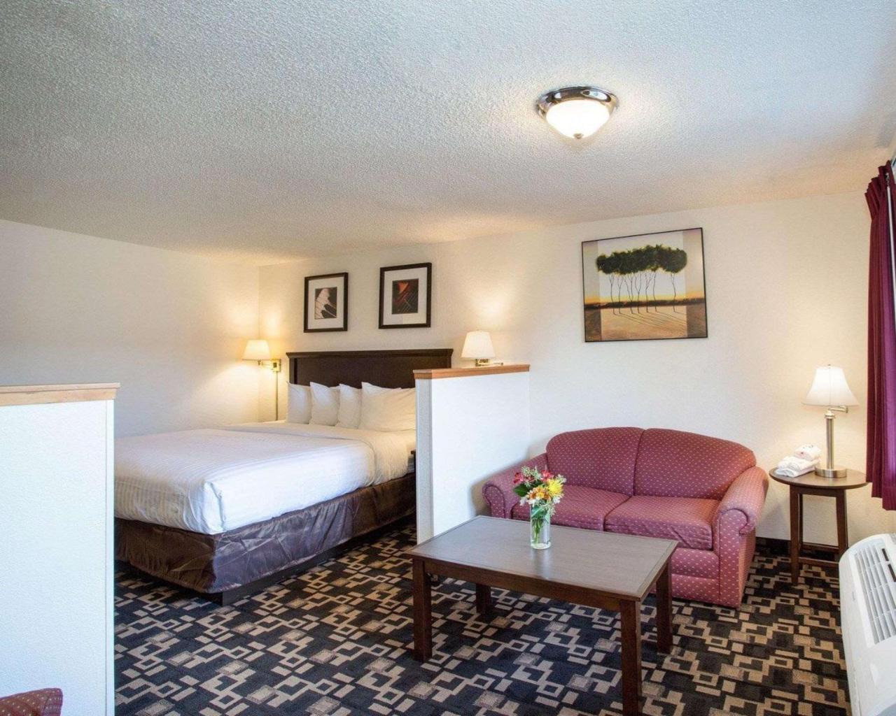 Morningglory Inn & Suites Белингам Екстериор снимка